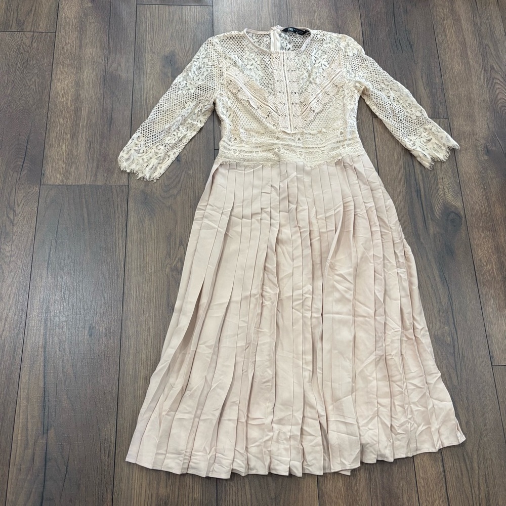 Zara Cream Lace Bodice Pleated Midi Dress